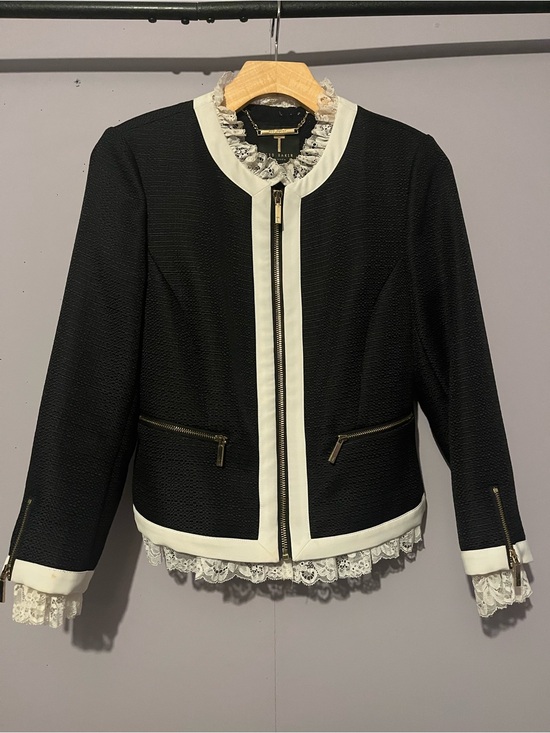 Ted Baker Jackets & Blazers - 🖤Ted Baker Blazer with Ruffles & Lace🤍